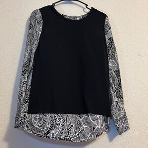 Diane Von Furstenberg Black and White Top